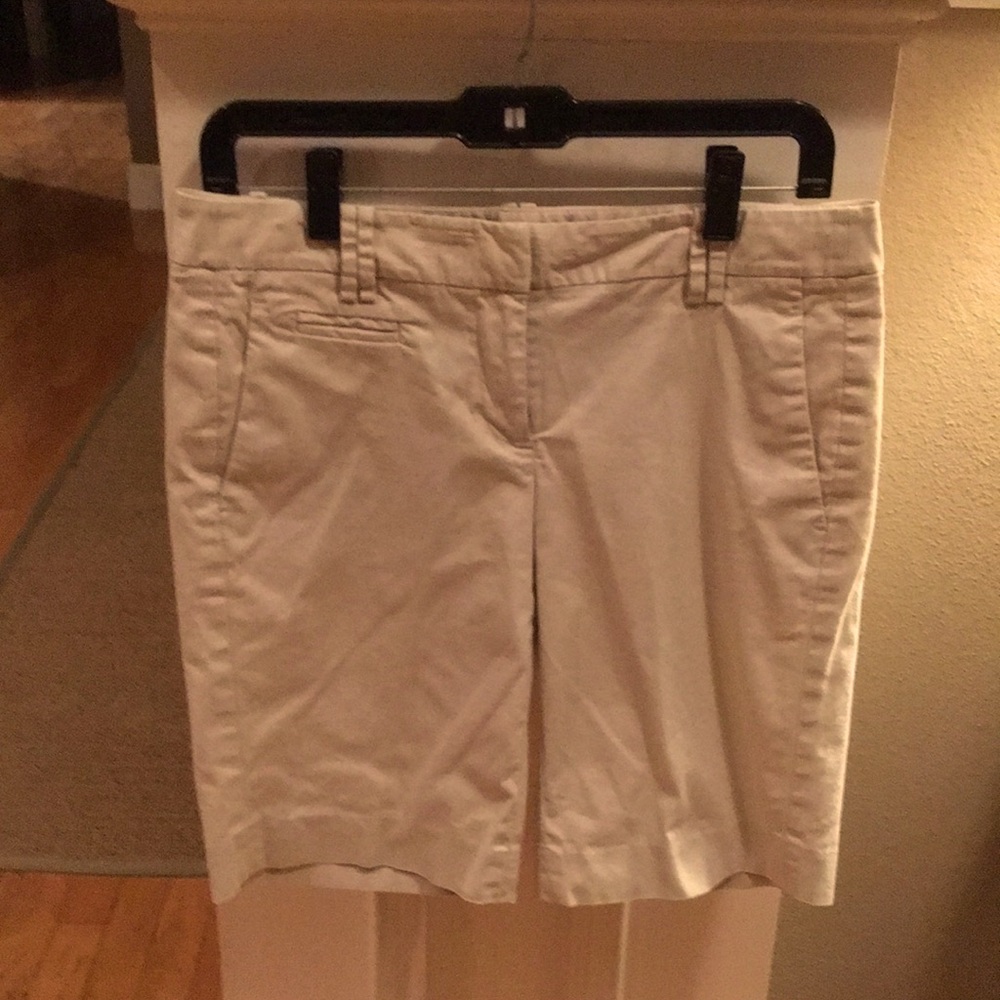 Loft size 4 shorts